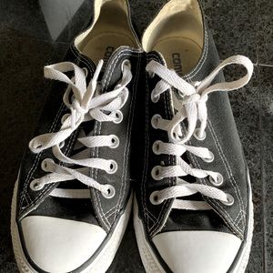 Converse Chuck Taylor White and Black low top